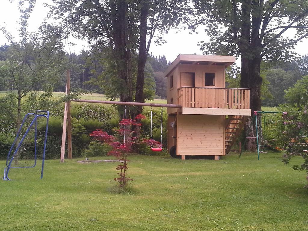 Haus Moosmann Am Sonnenplatz Apartment Kössen Екстериор снимка